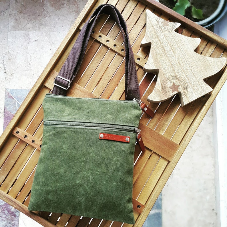 UNISEX Daily WAXED Canvas CrossBody Bag, Army Green, Forest Green, Olive Green, Small Bag, Passport Bag, Messenger Bag, Organizer Bag image 2