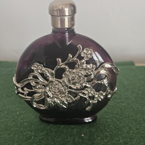 Vintage Teri Gill First Impressions Art Nouveau Perfume bottle