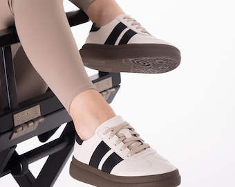 Zapatillas de piel auténtica, zapatos urbanos color beige para mujer