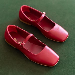 Red Leather Mary Janes, Wide Square Toe Ballet Shoes, Flat Sole, Comfortable Barefoot Footwear, Stylish Everyday Flats for Her