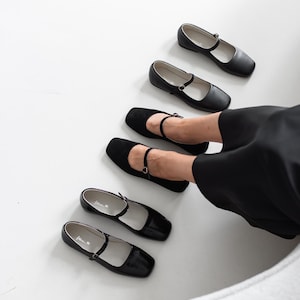Black Leather Mary Janes, Everyday Flat Mary Jane with Golden Buckle, Genuine Leather Flats with Square Closed Toe, Flat T Strap Shoes