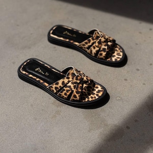 Leopard Leather Slippers, Comfortable Summer Shoes, Women&#39;s Slippers, City Slippers, Leather Slippers, Genuine Leather Slippers
