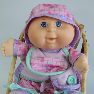 Vintage Cabbage Patch Kids Doll: 1992 Love N Care Walter Jacob