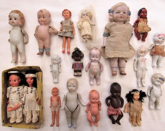 miniature dollhouse figures