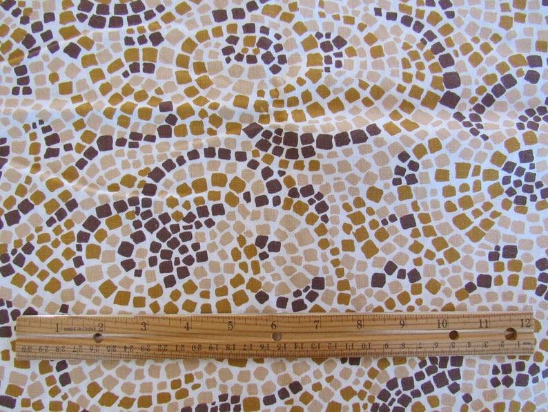 Novelty Fabric Vintage 1960s COBBLESTONE Yellow Brick Road Whimsical Cotton Fabric 37x 2-12yds Sewing Craft Clothing Children Quilting