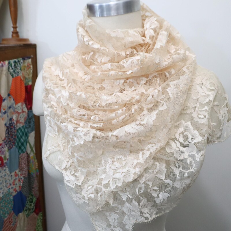 Women Artsy Lace Spliced Shawl Scarf main image 0