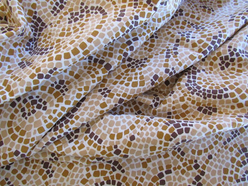Novelty Fabric Vintage 1960s COBBLESTONE Yellow Brick Road Whimsical Cotton Fabric 37x 2-12yds Sewing Craft Clothing Children Quilting