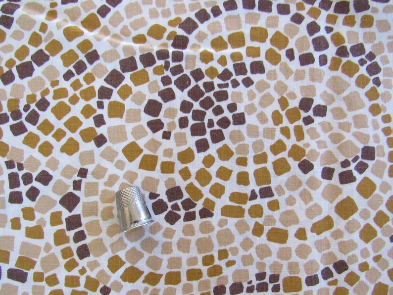 Novelty Fabric Vintage 1960s COBBLESTONE Yellow Brick Road Whimsical Cotton Fabric 37x 2-12yds Sewing Craft Clothing Children Quilting