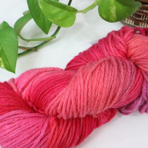 Hand Dyed Worsted Wool Yarn: Pink Starburst 160 Yard Skein