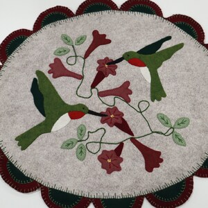 Native Hummingbird Round Mat GFTOTL5085