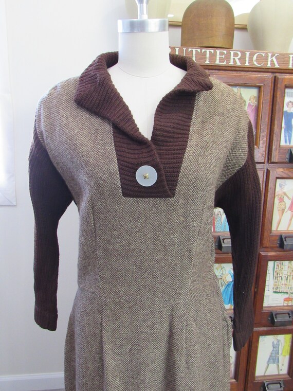 Wool TWEED Dress - Vintage 1940s BROWN Dress with… - image 3