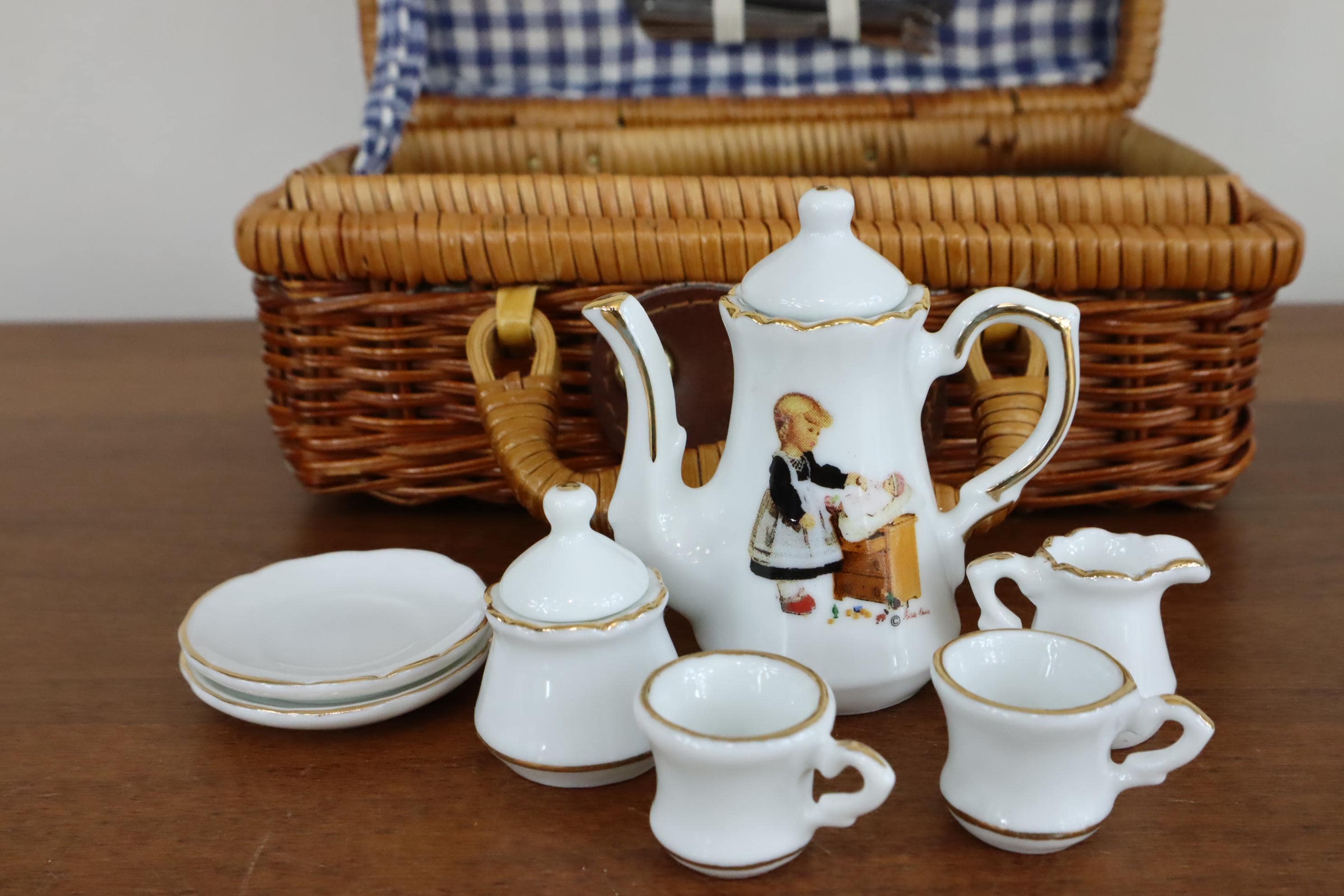 REUTTER PORZELLAN GERMANY 急須と靴 置物 2点セット reutter porzellan products for sale | eBay