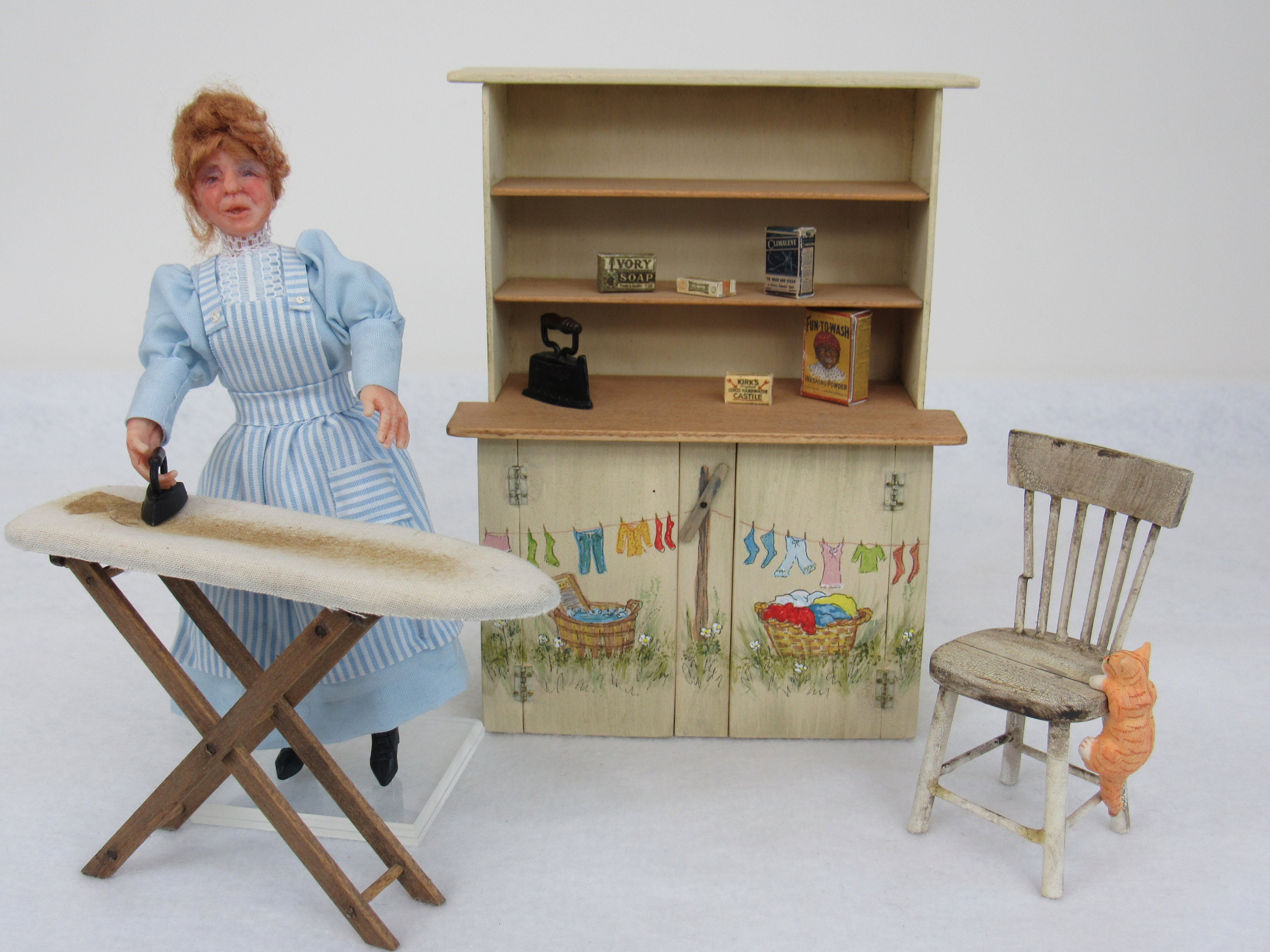 Teeny tiny laundry room #dollhouse #miniature, dollhouse renovation