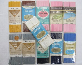 VINTAGE TALON SMALL WHITE LOOP BIAS TAPE TRIM 2.25 YDS FREE SHIPPING VINTAGE TALON SMALL WHITE LOOP BIAS TAPE TRIM 2.25 YDS FREE SHIPPING