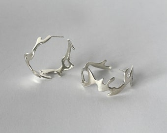 TENDRE METAL sterling silver L'ARMAND hoop earrings - pair