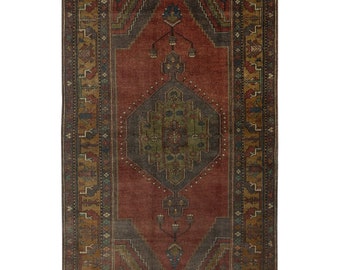 Handmade Antique Anatolian Wool Rug: Geometric Oushak Rug (4.1x7.8)