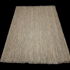 Turkish Wicker Woven Jute Rug: Handloom Natural Fiber Floor Covering