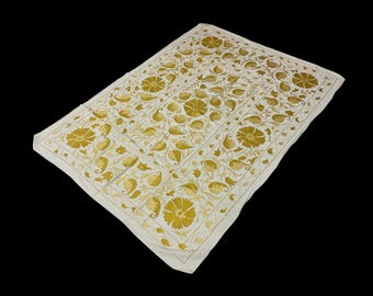 Hand Embroidered Silk Suzani: Uzbek Table Cloth, Bed Cover (140x180 cm)