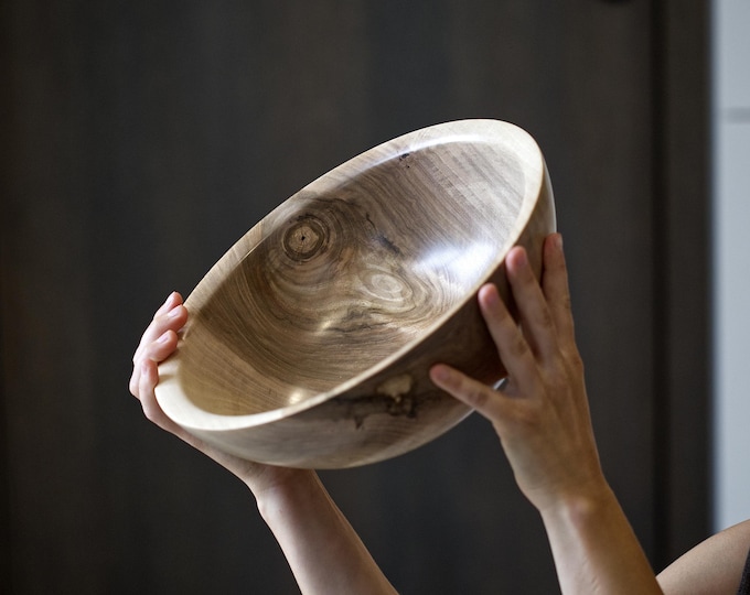 Fruit Bowl From Walnut Wood, Wood Fruit Bowl, Wooden Centerpiece, Best Gift For Mom, Wooden Fruit Bowl, named Stamp With A Plane