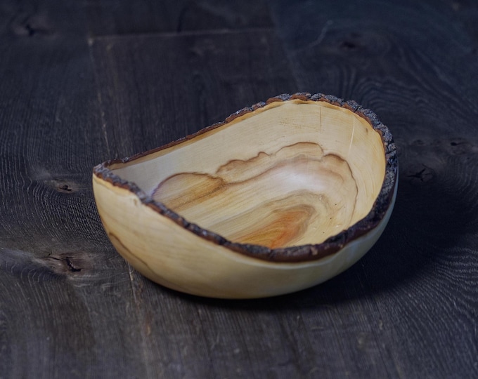 Large Salad Bowl From Maple Wood, Gifts For Her, Unique Gift For Mum, Unique Centerpiece, Unique Gift For Mom, named Detached Breast