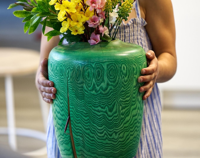 UNIQUE Handcrafted Ash Wood Vase, Gifts For Her, Housewarming Gift, Wooden Vase Gift, Eco Friendly Vase, Handmade Gift, named Green Signals