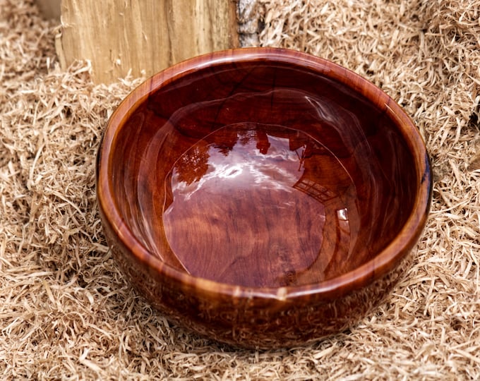 Luxury Handmade Apple Wood Bowl, New Mom Gift, Unique Gift For Mom, Gifts For Her, Gift For Wife, Gift For Her, named Sandy Worm