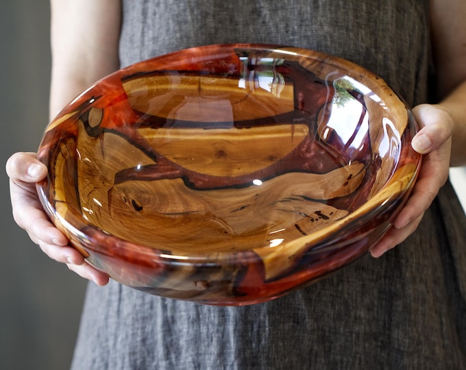 Luxury Handmade Plum Wood & Resin Bowl, Epoxy Gift For Her, Handmade Gift, Wood Resin Bowl, Best Gift For Mom, named Happy Tyranosaur