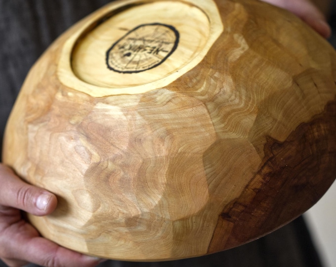 Fruit Bowl From Apple Wood, Modern Kitchen Art, Anniversary Gift, New Homeowner Gift, New Mom Gift, Gift For Her, named Hive Of Drunken Bees