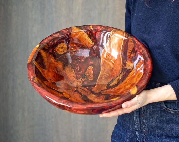 Luxury Handmade Plum Wood & Resin Bowl, Resin Gift For Her, Resin Fruit Bowl, Housewarming Gift, Luxury Wood Bowl, named Stuck Turtle