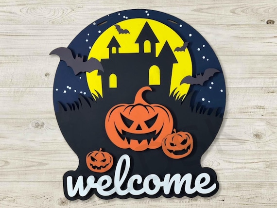 Welcome Halloween Door Hanger - Festive Holiday Decoration - Perfect for Front Door or Porch