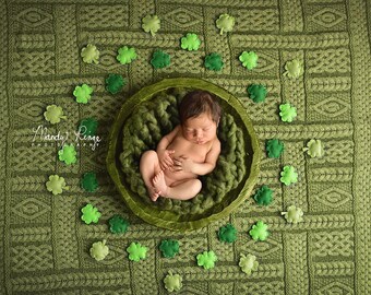 Newborn Digital Backdrop, Saint Patrick's Day Clovers with Wooden Bowl