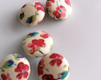 Handmade Ditsy Floral Print Fabric Covered Buttons