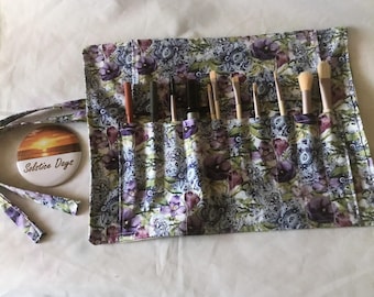 Make Up Brush Roll, Handmade Lilac Floral Linen Makeup & Crochet Hook Storage