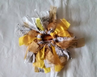 Bees mini rag wreath home decoration ribbon yellow fabric ornament, handmade in Yorkshire letter box gift for the home