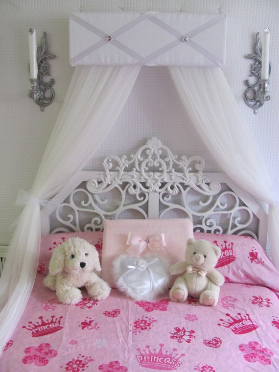 Girls princess canopy bed online