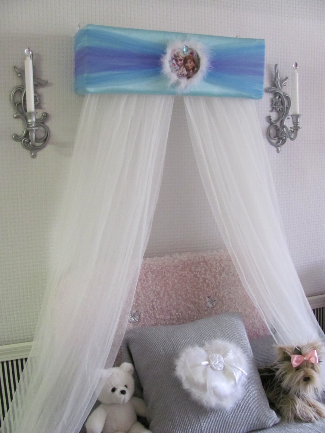 Elsa canopy bed discount
