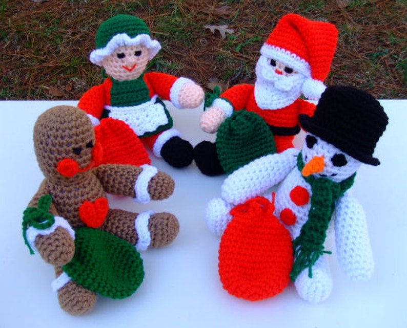 CROCHET PATTERN CV084 Christmas Toys Set One Santa Mrs Santa Gingerbread Man Snowman Amigurami PDF Download image 1