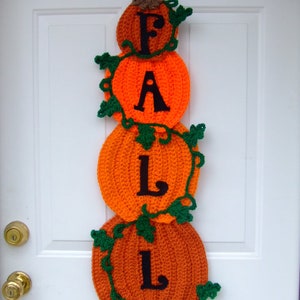 CROCHET PATTERN - CV109 Crochet Stacked Pumpkins Door Hanging - PDF Download