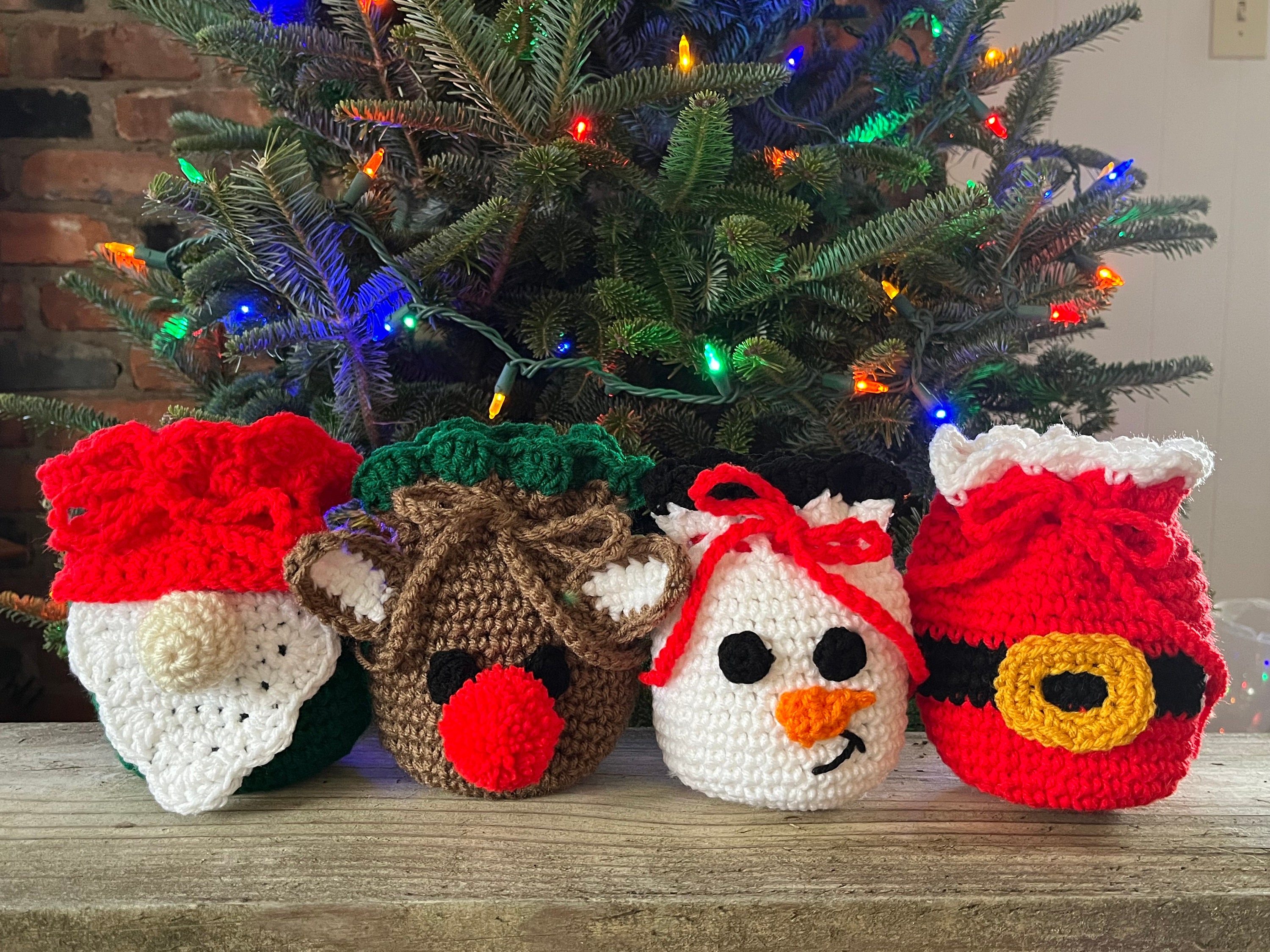 Rainmae 8 Pack Yarn For Christmas Knitting Crochet Velvet Yarns Knitting Yarn For Xmas DIY Craft Handmade Scarf Hat Christmas Stocking Decoration (White, Green, Red - View #7