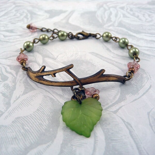 Olivine Pearls Branch Bracelet