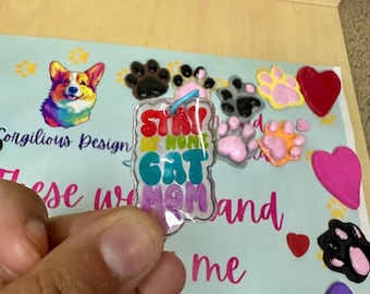 Blijf thuis kattenmoeder telefoonbedel