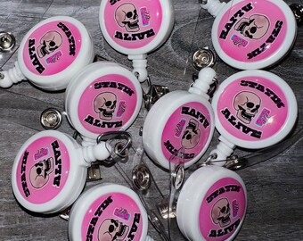 Carrete de insignias de técnico de rayos X de ESQUELETO de Halloween, bebida con cafeína Stayin' Alive, accesorio energético Alani