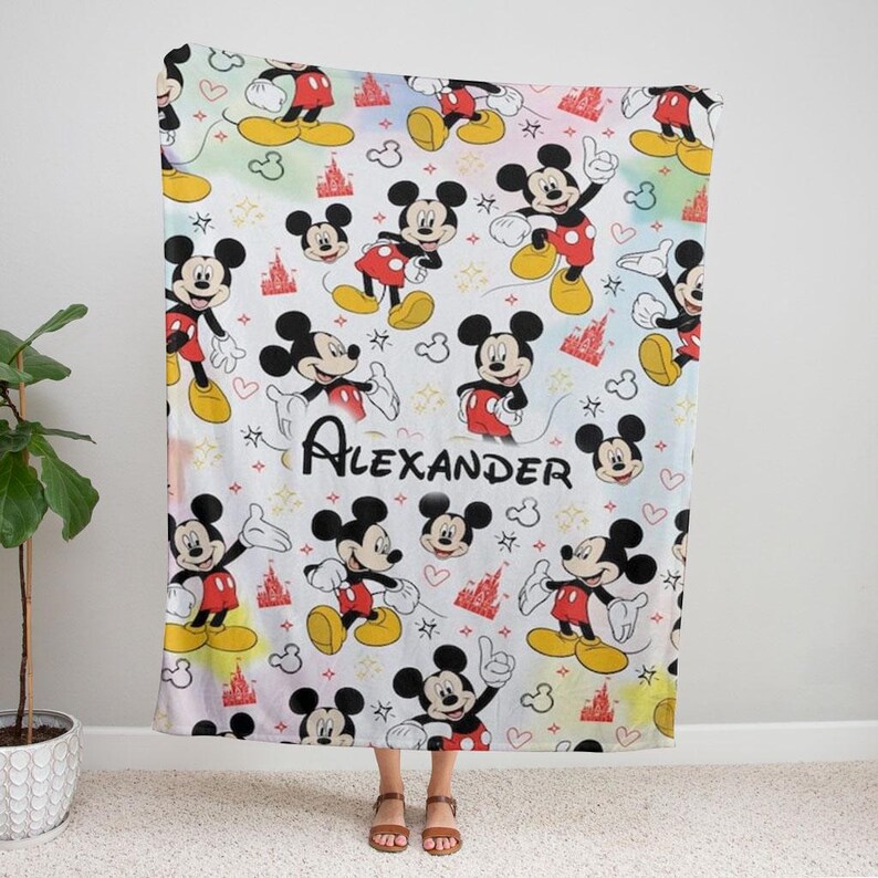 Personalized Disney Mickey Mouse Fleece Blanket, Disney Mickey Fleece Blanket, Christmas Blanket, Gift for Boy and Girl, Baby Shower Bild 4
