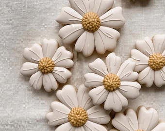 The Classic Daisy Collection - Daisy Mini Cookie Cutter