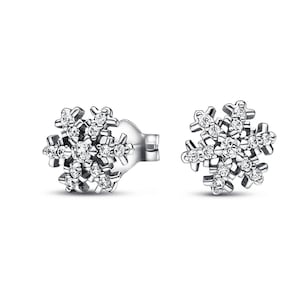 Snowflake Stud Earrings Women Jewellery Must-Have Set for Her Elevate Everyday Glamour Trending Gift in the UK  Brand New Affordable Item