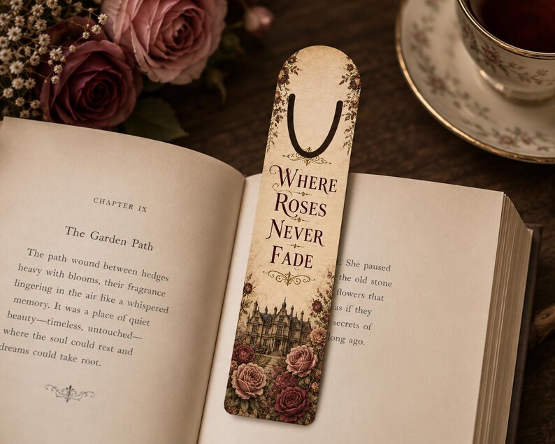 Vintage-Lesezeichen aus Metall mit Blumenmuster, Rosen-Lesezeichen für Bücherliebhaber, viktorianisches Buchaccessoire, romantisches Geschenk für Leseratten, Lesezeichen im Cottagecore-Stil Bild 1