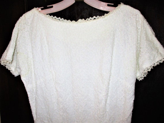 Vintage 50s White Cotton Eyelet Dress M Helen Whi… - image 2
