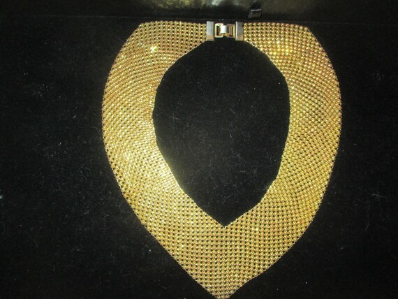 Vintage 80s Gold Tone Mesh Necklace Scarf Chocker… - image 5