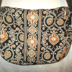 Bolso bandolera ajustable con solapa y diseño Caffe Latte de Vera Bradley, años 90