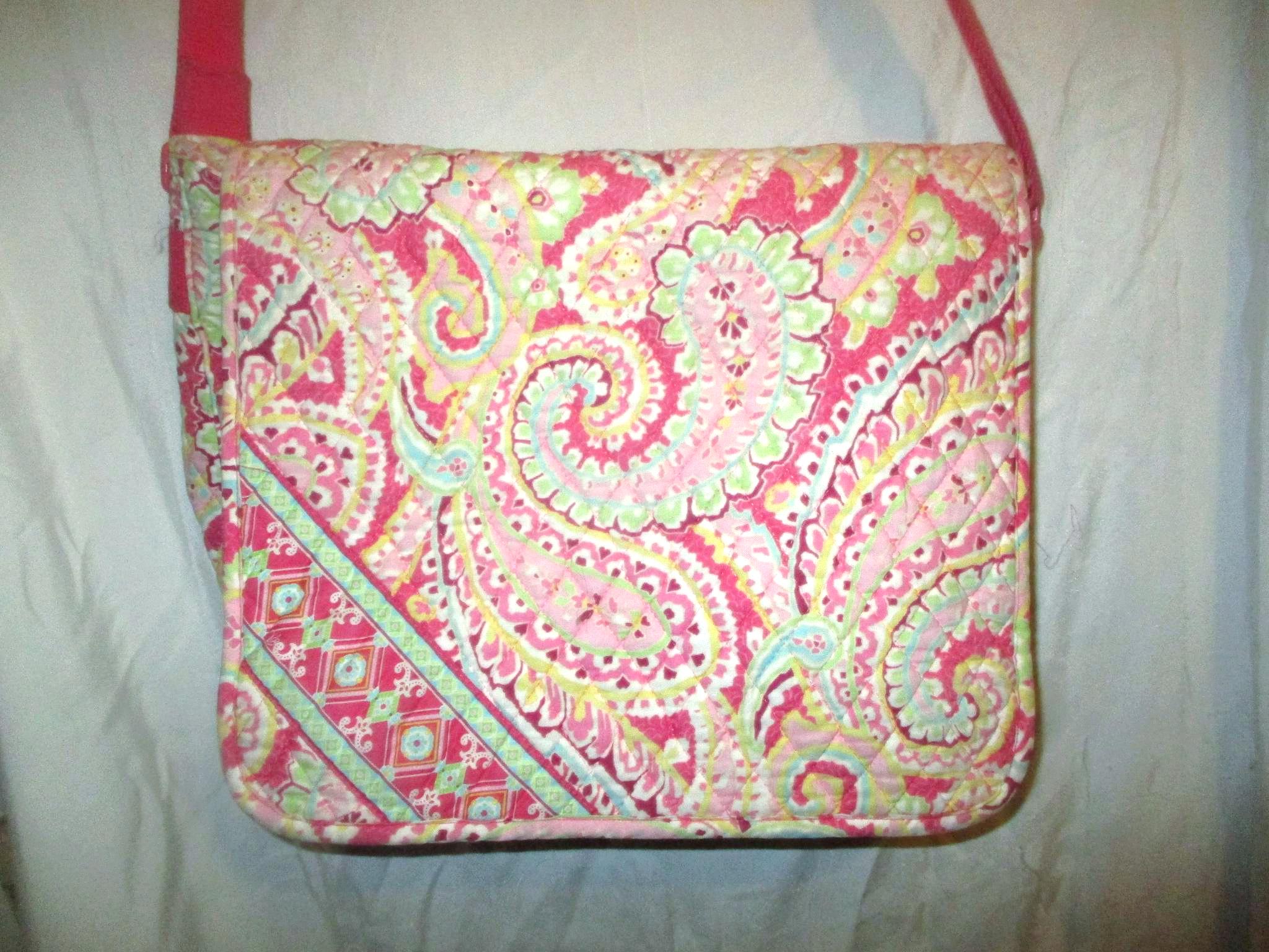 Vera Bradley Capri Melon fabric reversible belt preppy feminine collector EUC Vera Bradley Sherry Purse Handbag Capri Melon | Mercari main image 2
